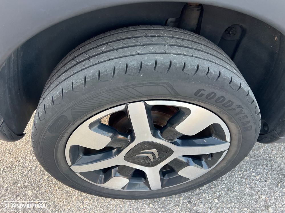 Citroën C4 Cactus 1.2 PureTech Shine Pack - 28