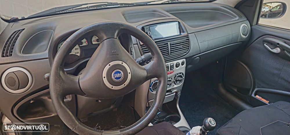 Fiat Punto 90 Sport — fotografia 5