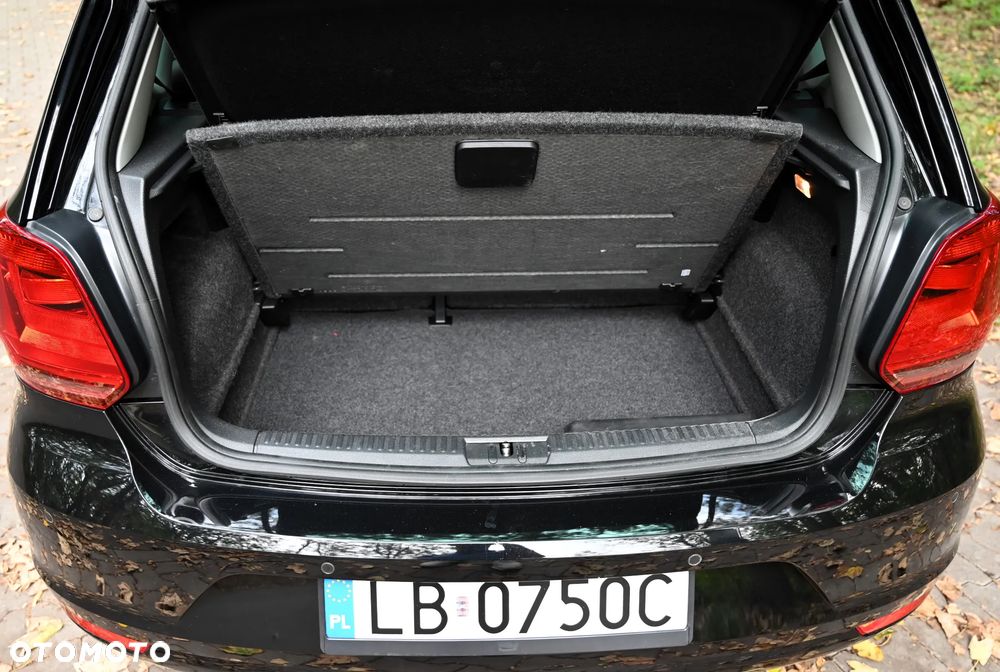 Volkswagen Polo 1.2 TSI (Blue Motion Technology) SOUND - 29