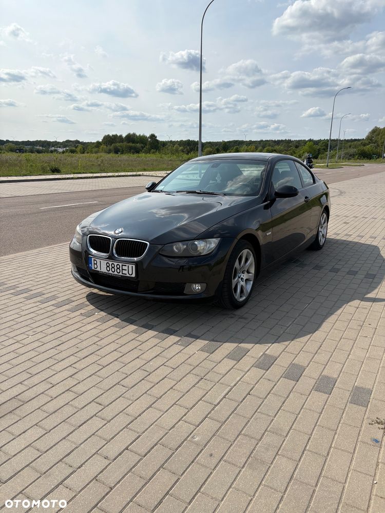 BMW Seria 3 320i - 1