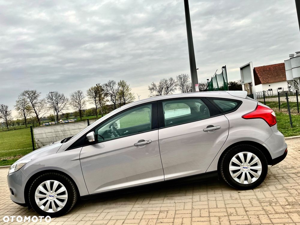 Ford Focus 1.0 EcoBoost STart-Stopp-System TITANIUM - 9