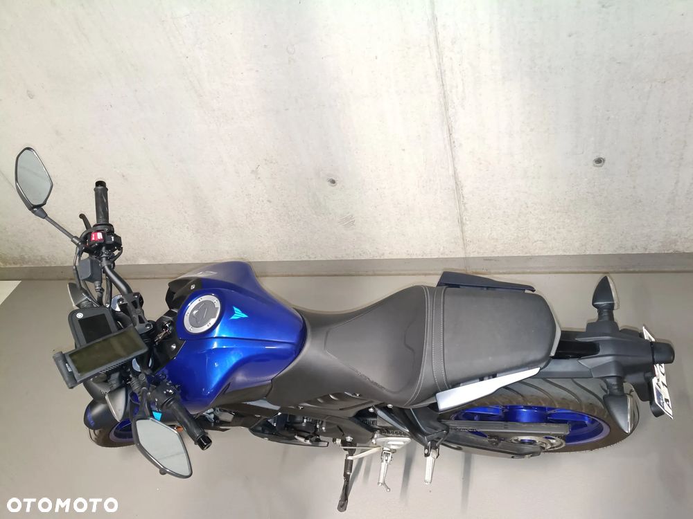Yamaha MT - 7