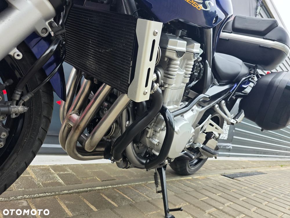 Suzuki Bandit - 14