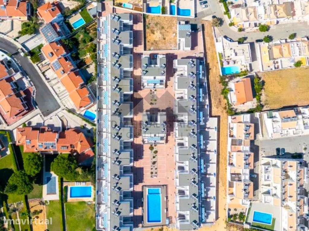 Apartamento T0+1 com Garagem e Acesso Direto à Praia - Manta Rota - Grande imagem: 4/43