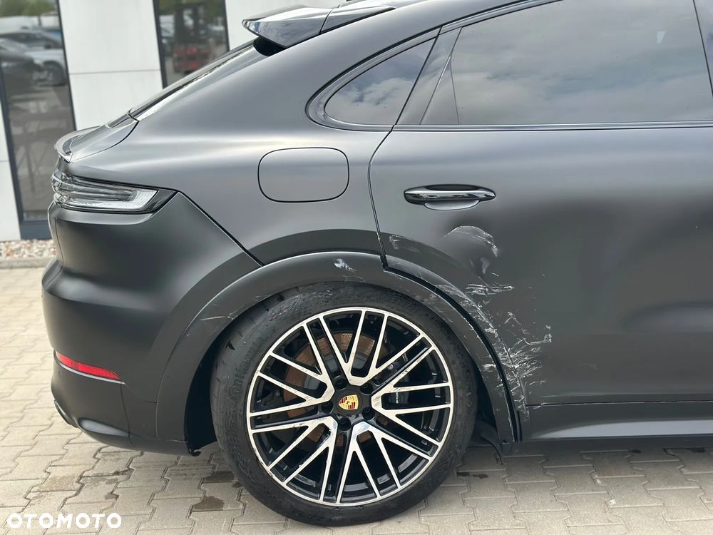 Porsche Cayenne - 5