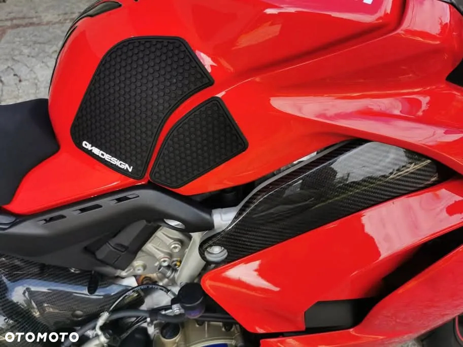 Ducati Panigale V4S - 4