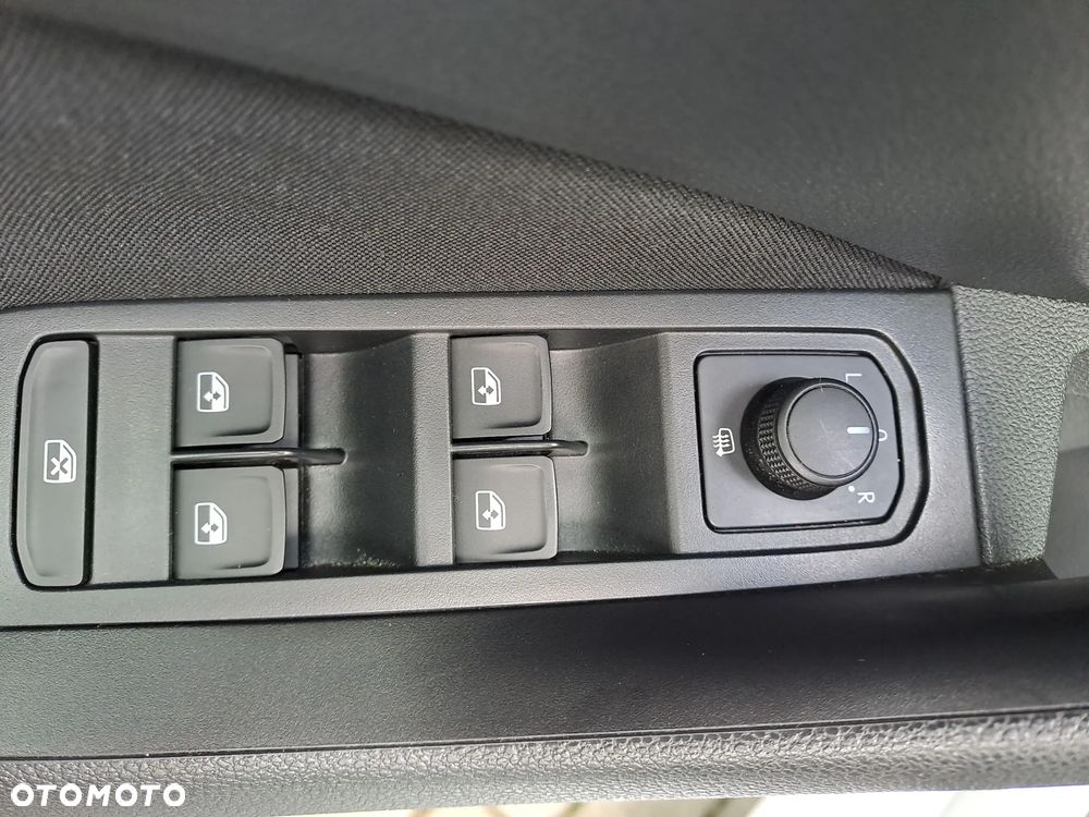 Skoda Scala 1.0 TSI Ambition - 17