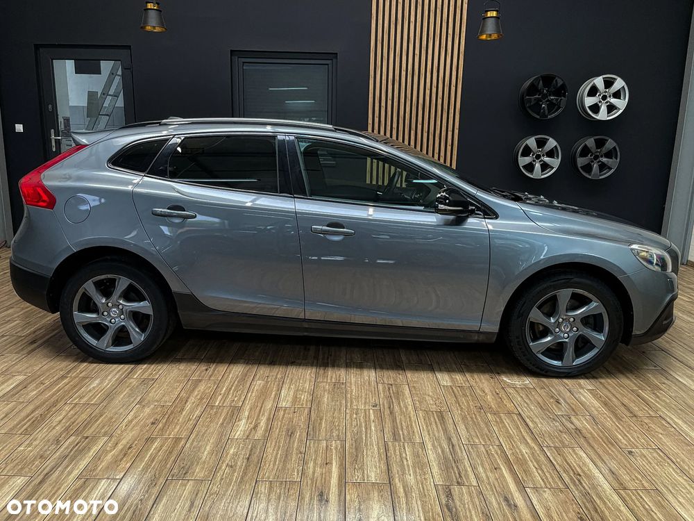 Volvo V40 Cross Country D3 Momentum - 7