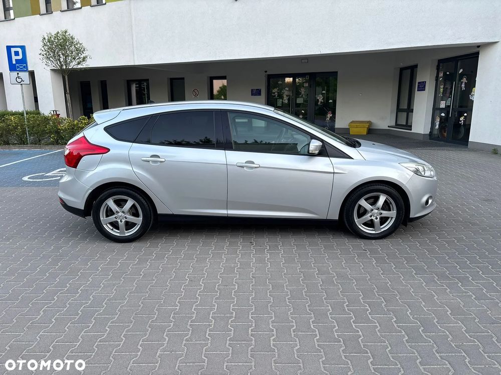 Ford Focus - 8
