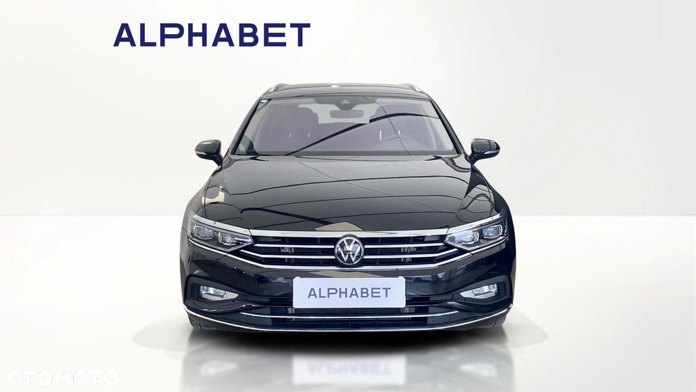 Volkswagen Passat - 8