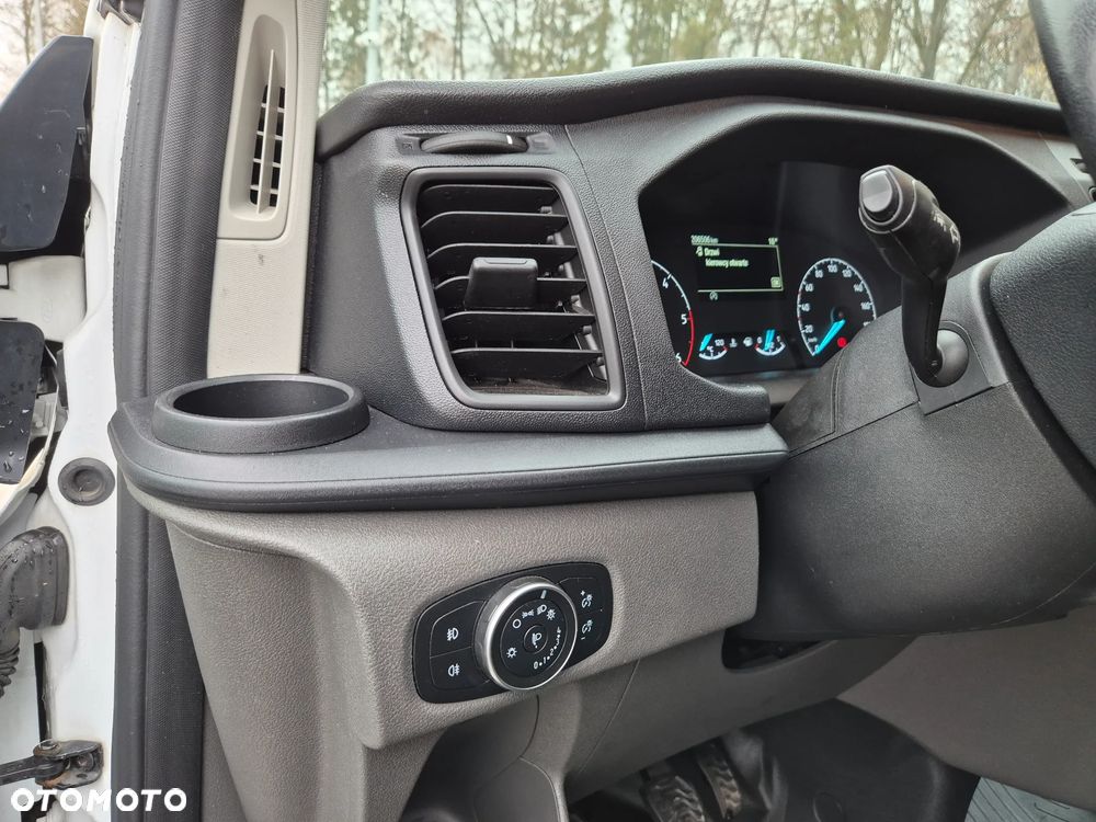 Ford Transit CUSTOM - 10