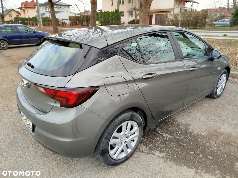 Opel Astra 1.2 T Edition S&S - 6