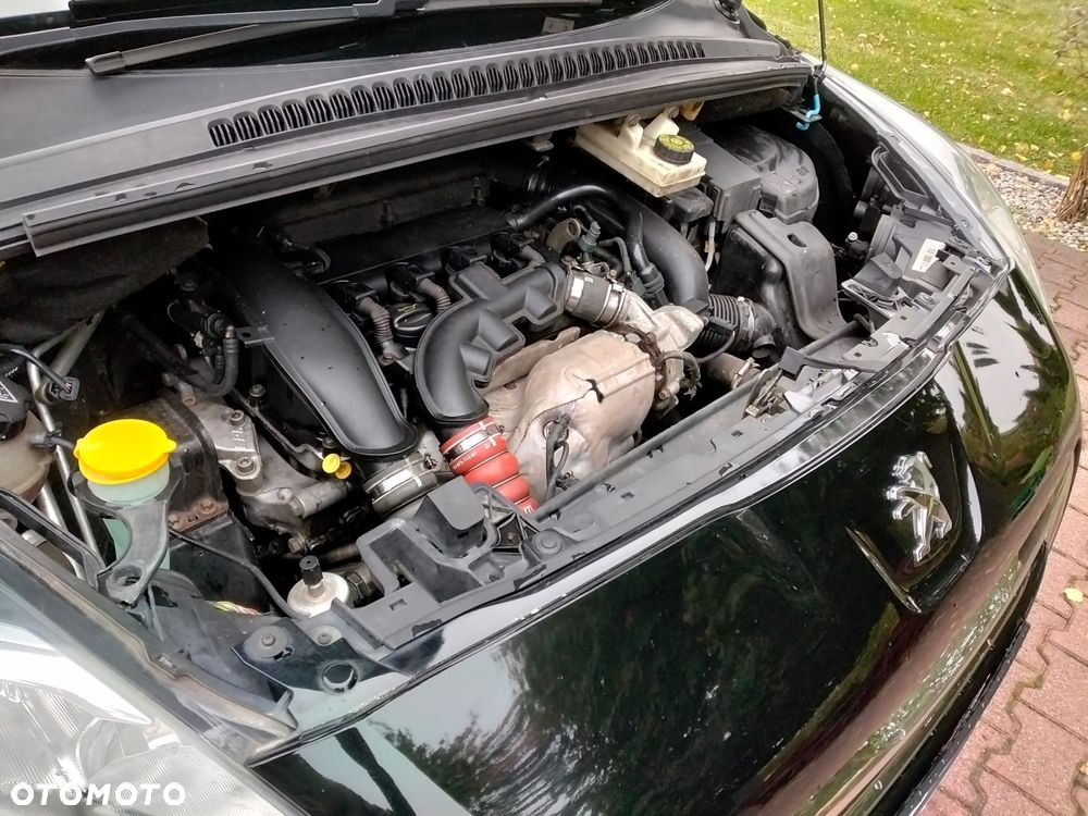 Peugeot 5008 - 27
