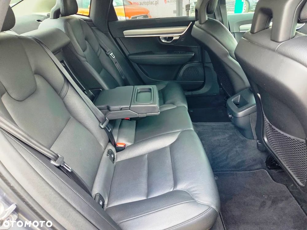 Volvo S90 T5 Geartronic Momentum - 31