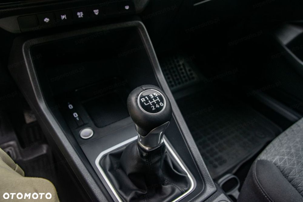 Ford Tourneo Connect Grand - 31