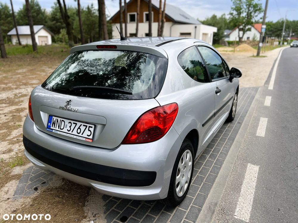 Peugeot 207 - 4