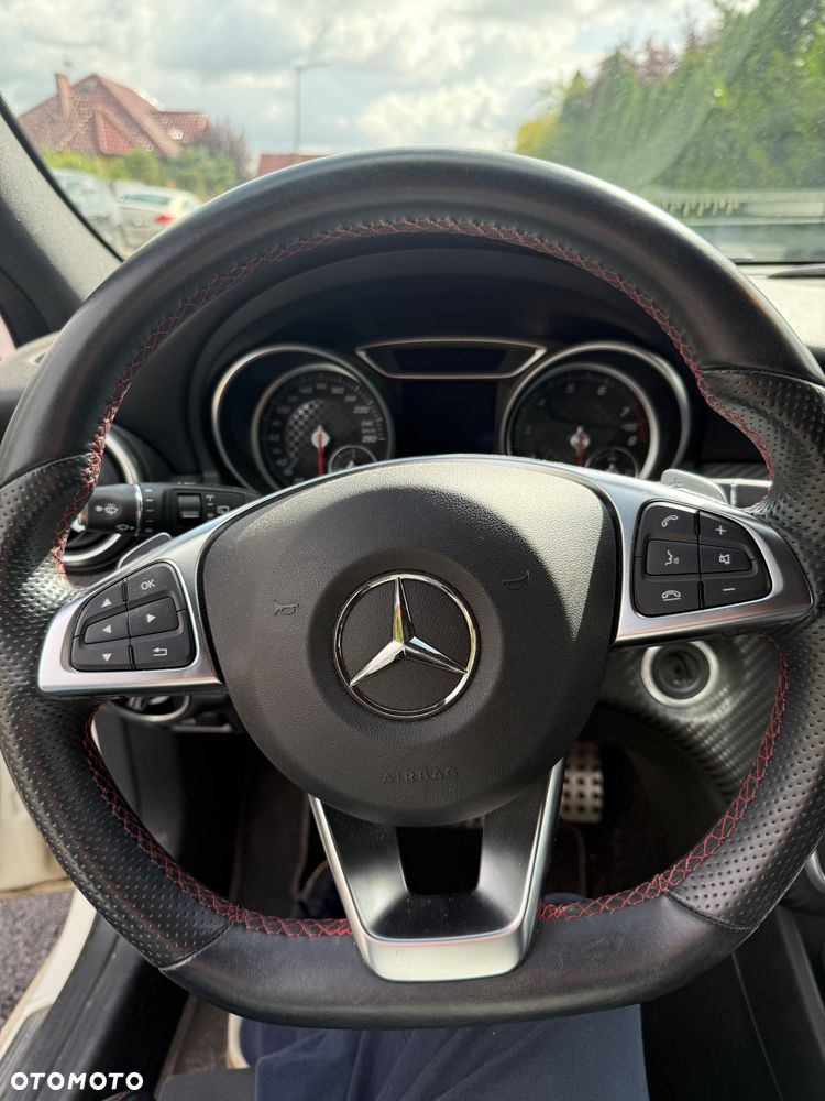 Mercedes-Benz Klasa A 220 4-Matic AMG Line - 5
