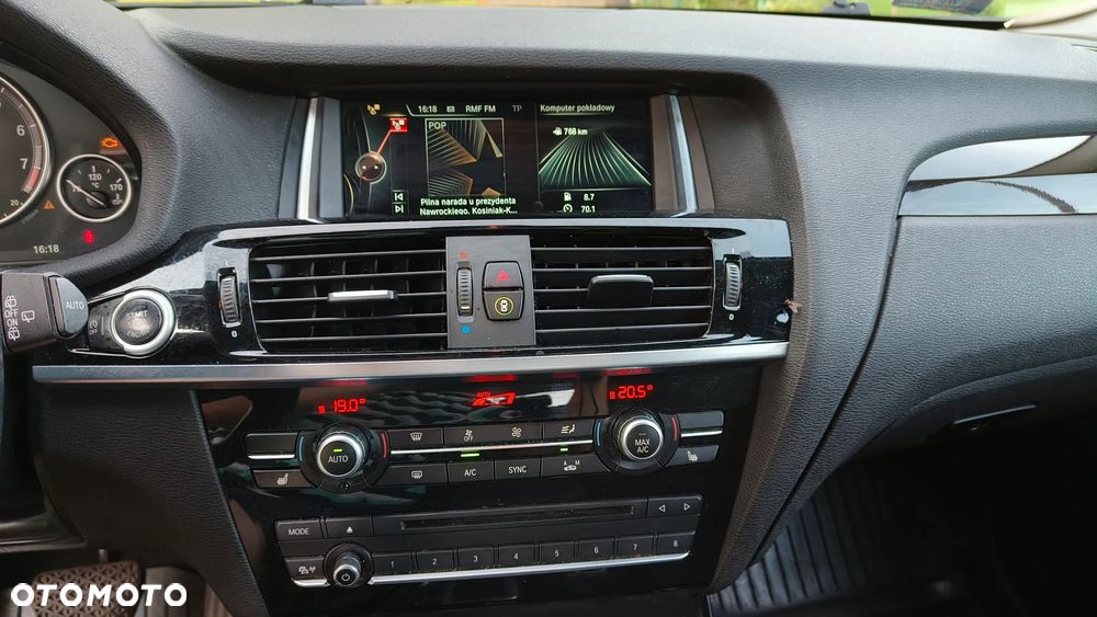 BMW X3 xDrive28i - 12