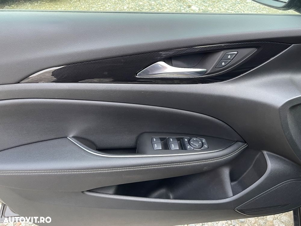 Opel Insignia - 13