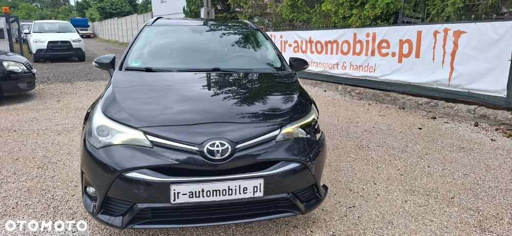 Toyota Avensis - 1