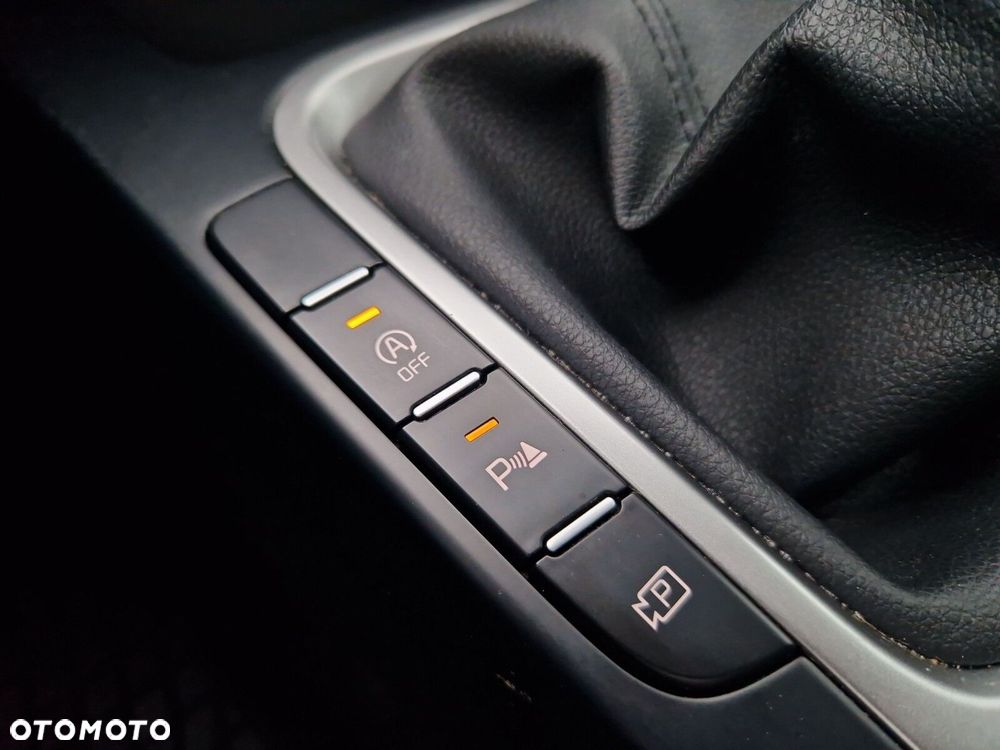 Kia Ceed - 18