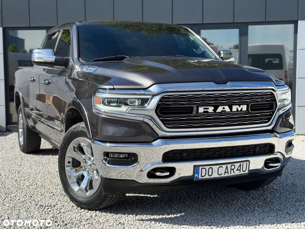 RAM 1500 Crew Cab Longbed Longhorn - 3