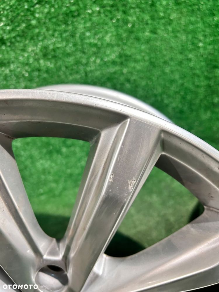 ALUFELGA VW PASSAT B8 17 7J ET40 - 5