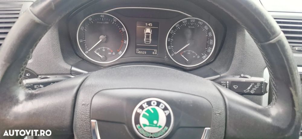 Skoda Octavia 1.2 TSI ACTIVE DSG - 7