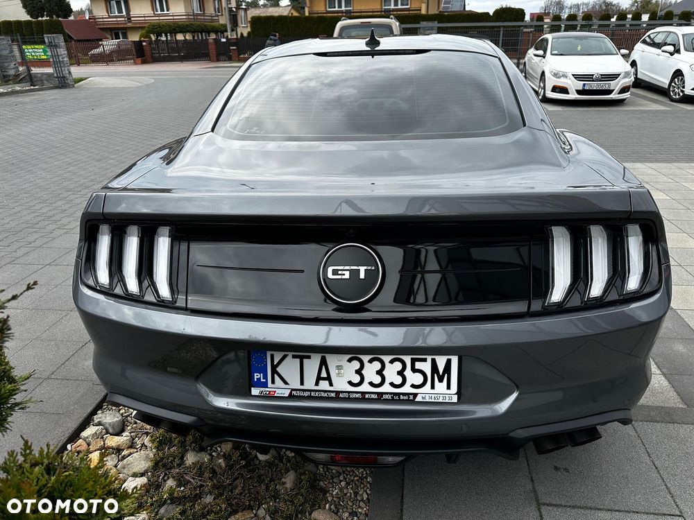 Ford Mustang 5.0 V8 GT - 5