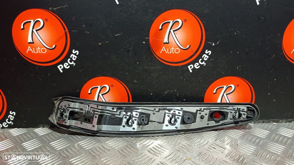 Placa Farolim Stop Dto Fiat Punto (188_) - 1