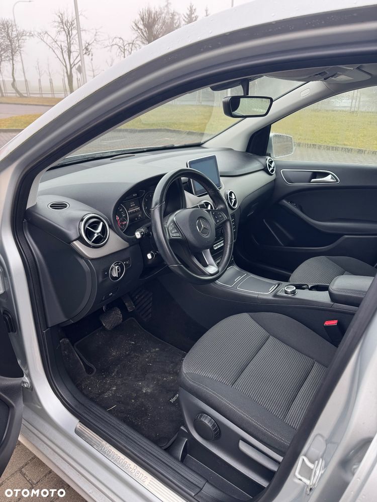 Mercedes-Benz Klasa B - 16