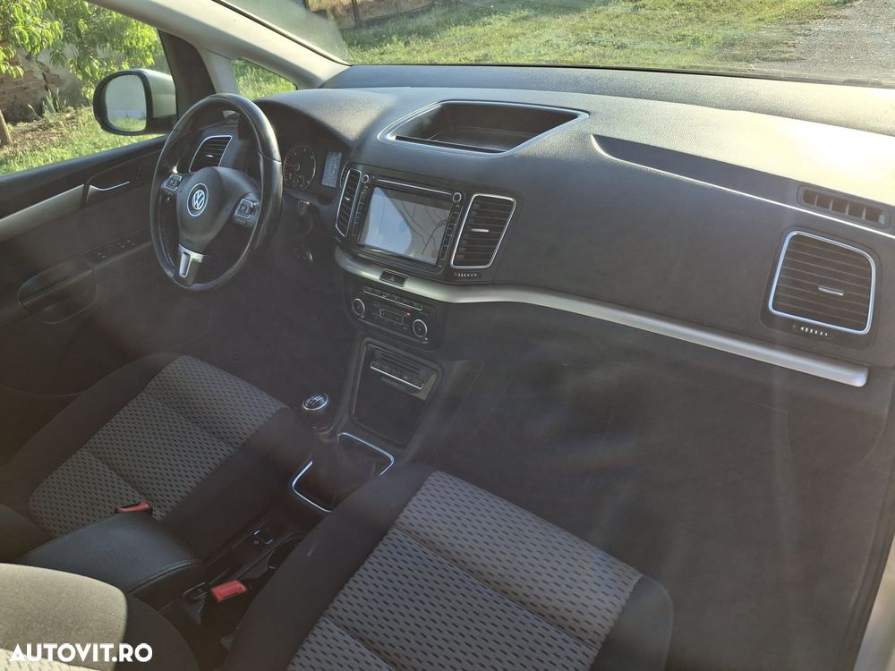 Volkswagen Sharan 2.0 TDI DPF BlueMotion Trendline - 8
