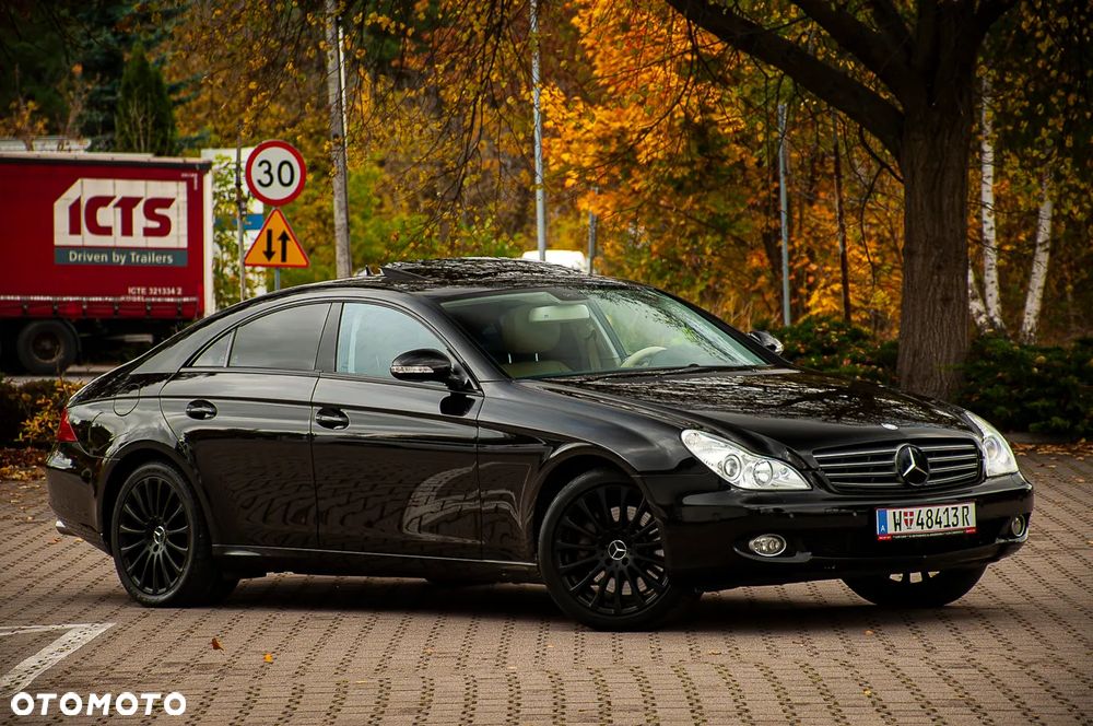 Mercedes-Benz CLS 500 - 23
