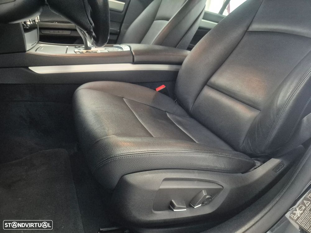 BMW 730 d xDrive - 13