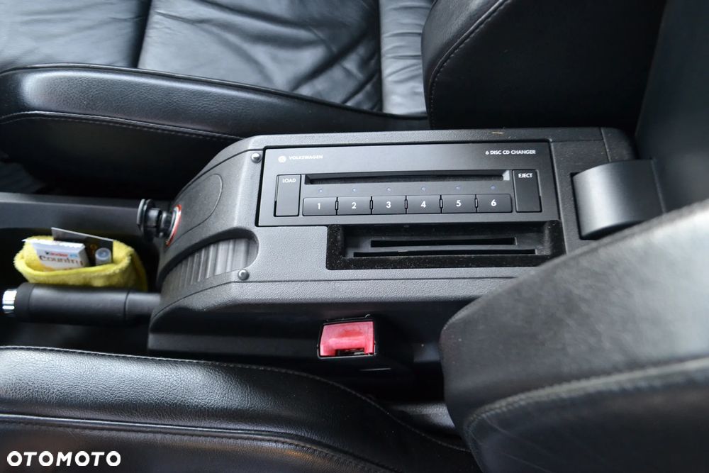 Volkswagen New Beetle 1.8 5V Automatik United - 16