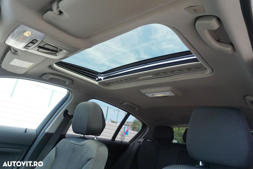 BMW Seria 1 116d Urban Line - 10