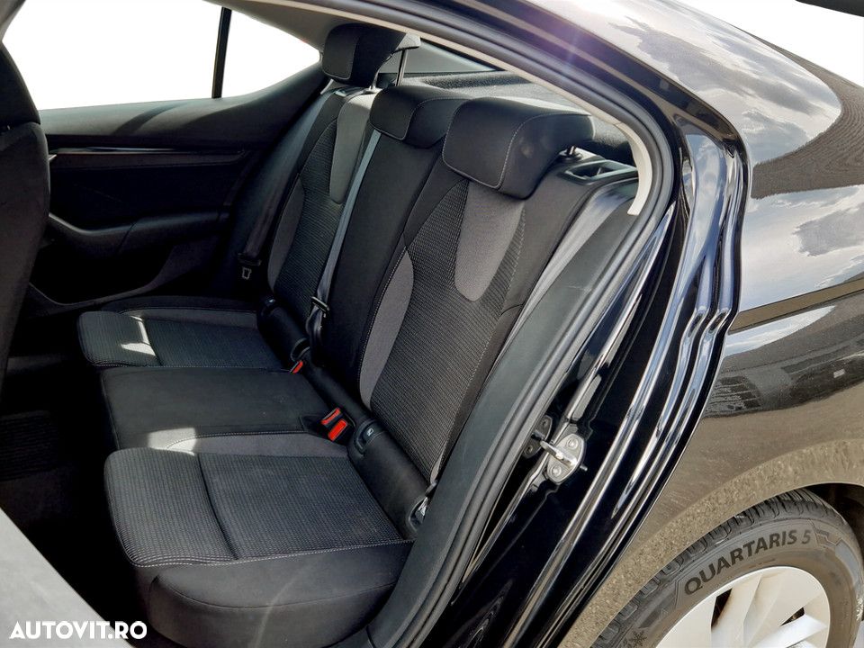 Skoda Octavia 2.0 TDI DSG Ambition - 16