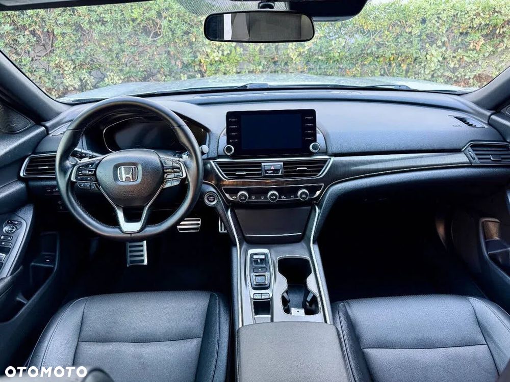 Honda Accord - 9