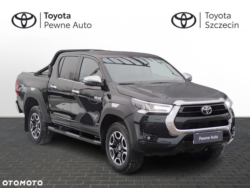 Toyota Hilux - 1
