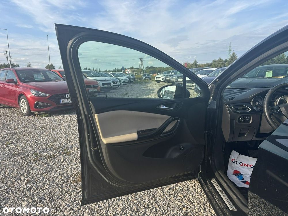 Opel Astra - 16