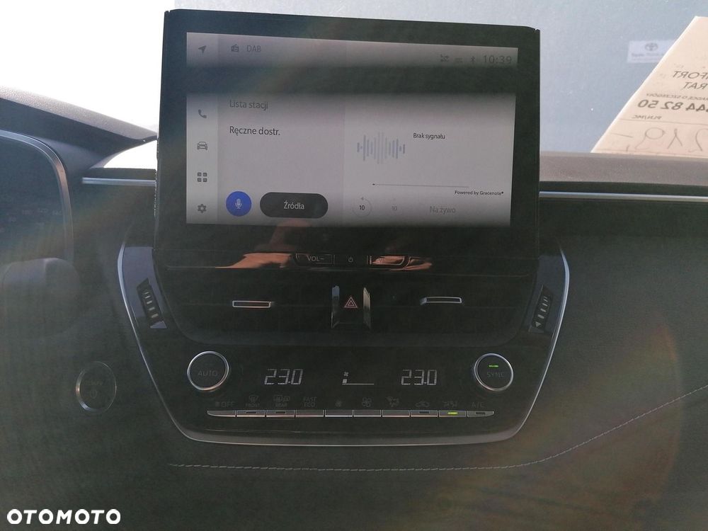Toyota Corolla 1.8 Hybrid Comfort - 18