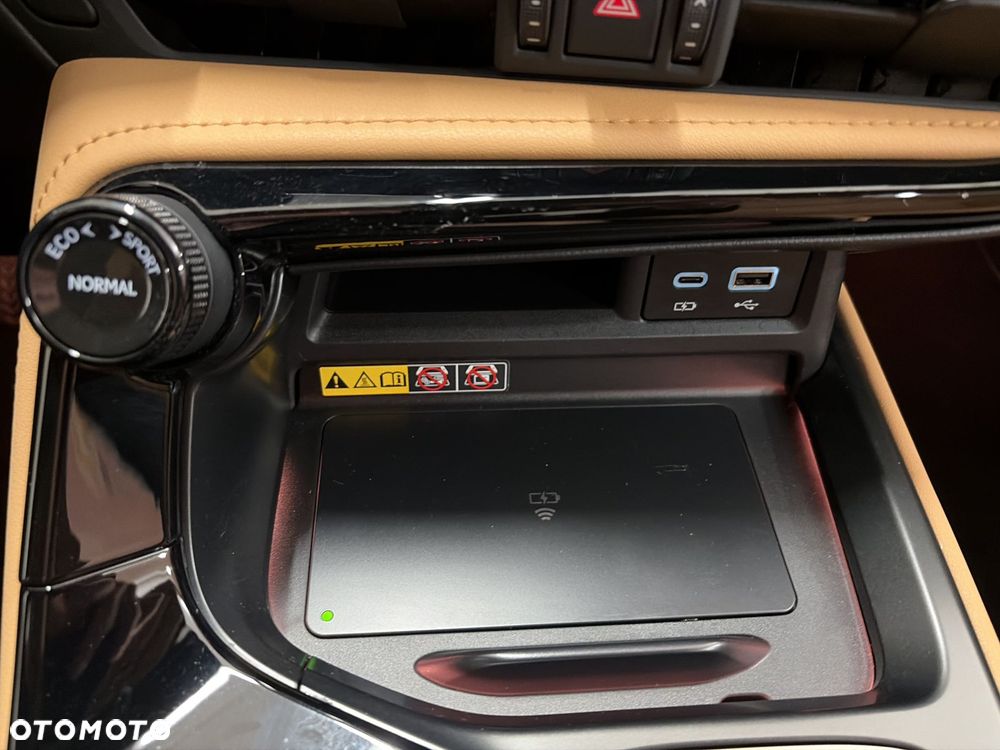 Lexus NX - 17