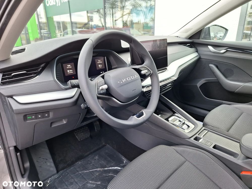 Skoda Octavia 2.0 TDI Edition 130 Selection DSG - 23