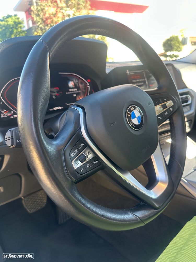 BMW 320 d Touring Auto - 20