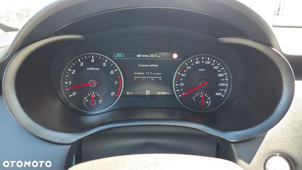 Kia Stinger - 21