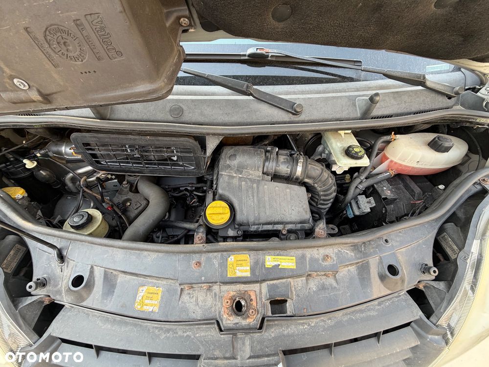 Renault Trafic - 26