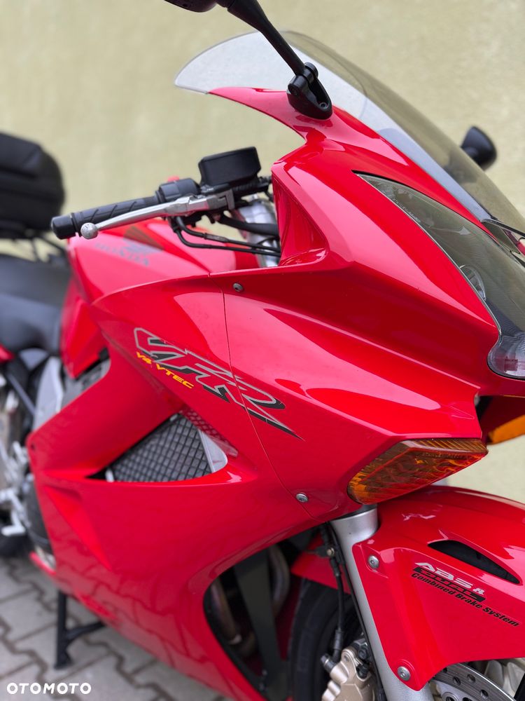 Honda VFR - 5