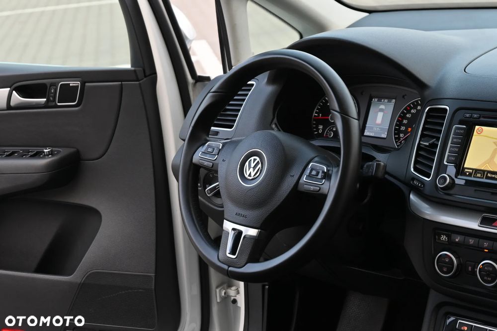 Volkswagen Sharan 2.0 TDI DSG Highline - 21