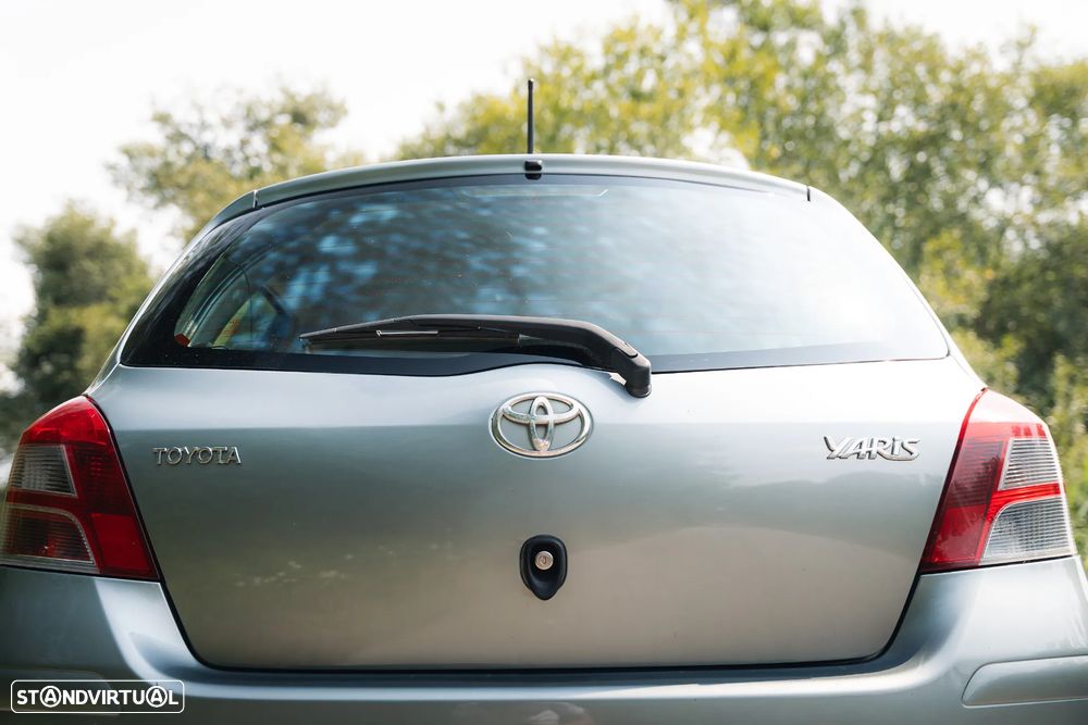 Toyota Yaris 1.4 D-4D Comfort+AC - 17