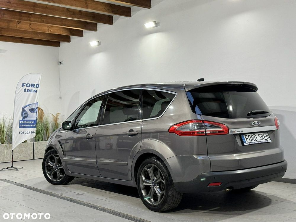 Ford S-Max - 18